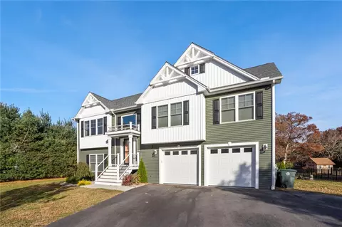 51 Hornbeam Rd, Coventry, RI 02816
