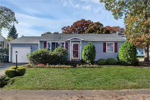 Exterior - 210 Pinegrove Ave, Warwick, RI 02889 photo 2 of 5