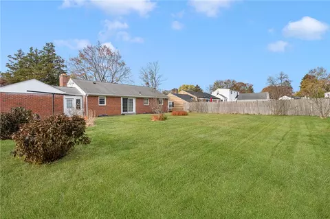 27 Priscilla Rd, Woonsocket, RI 02895 photo 26