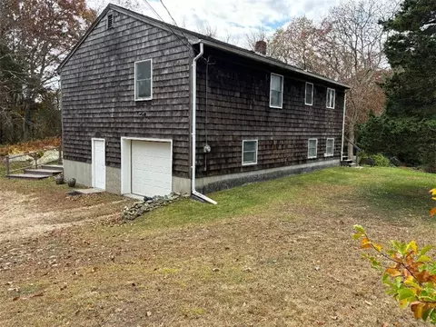 2010 Post Rd, South Kingstown, RI 02879 photo 2