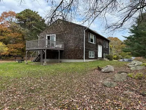 2010 Post Rd, South Kingstown, RI 02879 photo 3