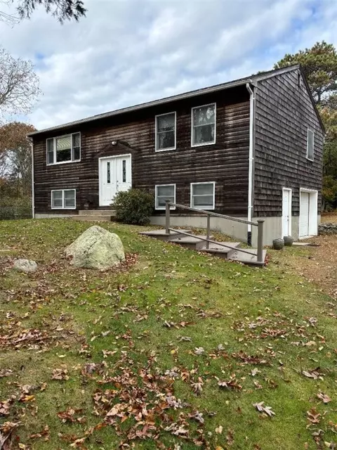 2010 Post Rd, South Kingstown, RI 02879