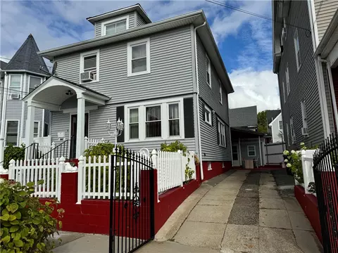 163 Indiana Ave, Providence, RI 02905