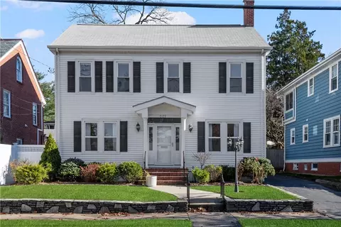 321 Cole Ave, Providence, RI 02906