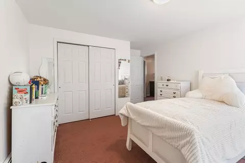 122 Capwell Ave, Woonsocket, RI 02895 photo 17