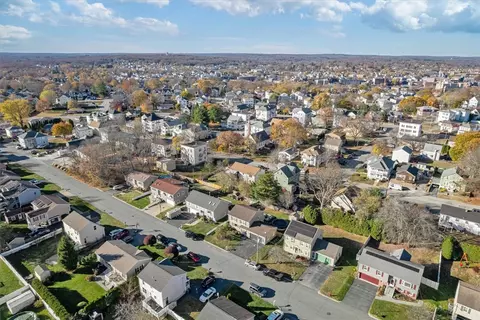 122 Capwell Ave, Woonsocket, RI 02895 photo 29