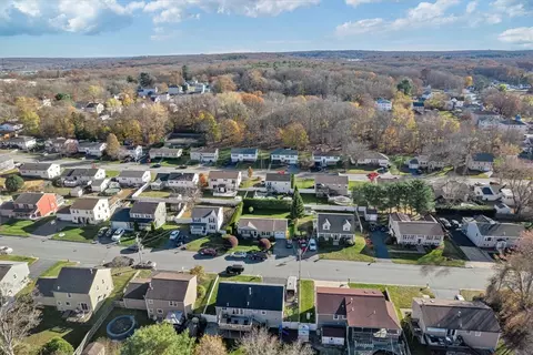 122 Capwell Ave, Woonsocket, RI 02895 photo 33