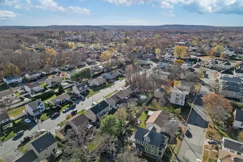 122 Capwell Ave, Woonsocket, RI 02895 photo 35