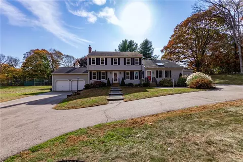 583 Elder Ballou Mtg House Rd, Woonsocket, RI 02895