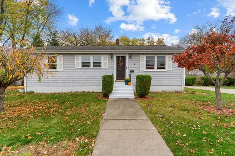 60 Benson Ave, East Providence, RI 02916