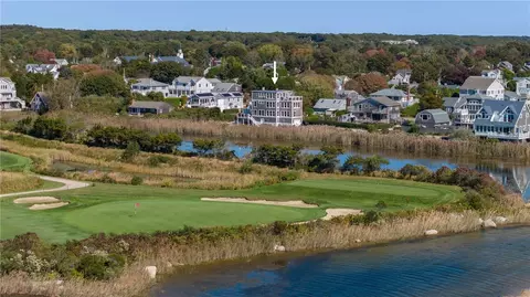 2 Dogwood Ave, Westerly, RI 02891