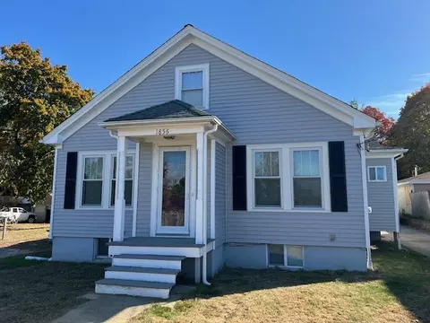 Exterior - 1856 Mendon Rd, Woonsocket, RI 02895 photo 2 of 4