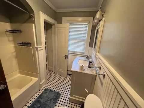 Bath - 1856 Mendon Rd, Woonsocket, RI 02895 photo 1 of 4