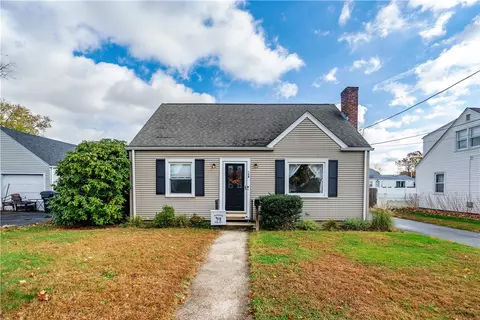 134 Wendell Rd, Warwick, RI 02888