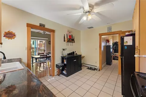 Entry Way - 12 Cold Spring Ln, Mapleville, RI 02839 photo 6 of 6