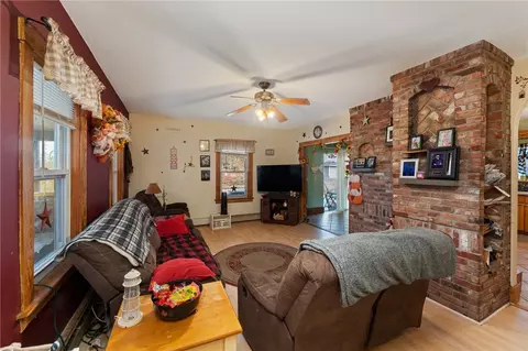 Living - 12 Cold Spring Ln, Mapleville, RI 02839 photo 2 of 4