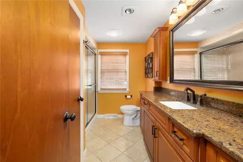 10 Cahir Ct, Warwick, RI 02889 photo 18