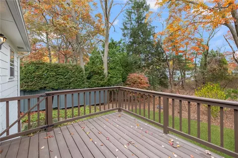 10 Cahir Ct, Warwick, RI 02889 photo 26