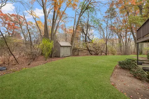 10 Cahir Ct, Warwick, RI 02889 photo 32
