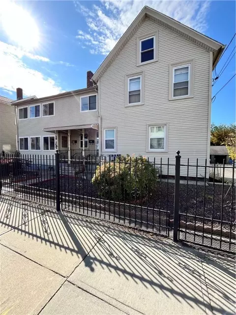 224 Washington St, Central Falls, RI 02863