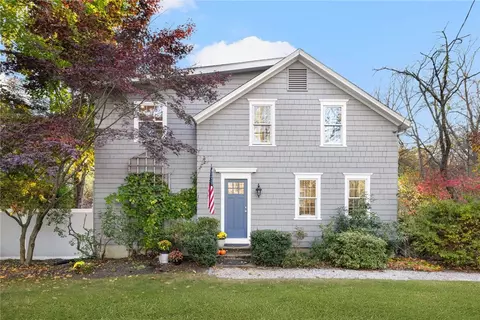342 Cedar Ave, East Greenwich, RI 02818