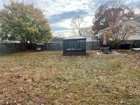 146 Main Ave, Warwick, RI 02886 photo 24