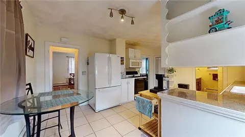 146 Main Ave, Warwick, RI 02886 photo 8