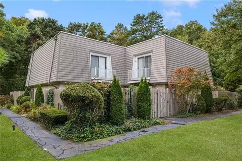 19 Caddy Rock Rd #D, North Kingstown, RI 02852