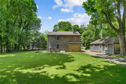 Exterior - 29 Willard Ave, South Kingstown, RI 02879 photo 12 of 12