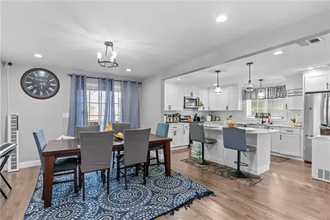 35 Erastus St, Providence, RI 02909
