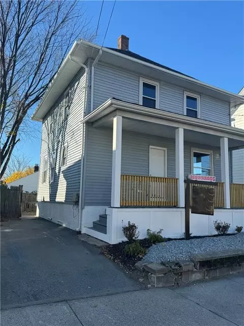106 Commodore St, Providence, RI 02904