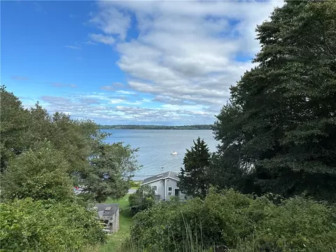 0 Governor Paine Rd, Portsmouth, RI 02872