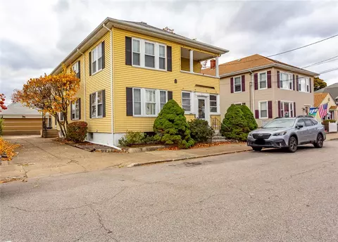 39 Littlefield St, Pawtucket, RI 02861