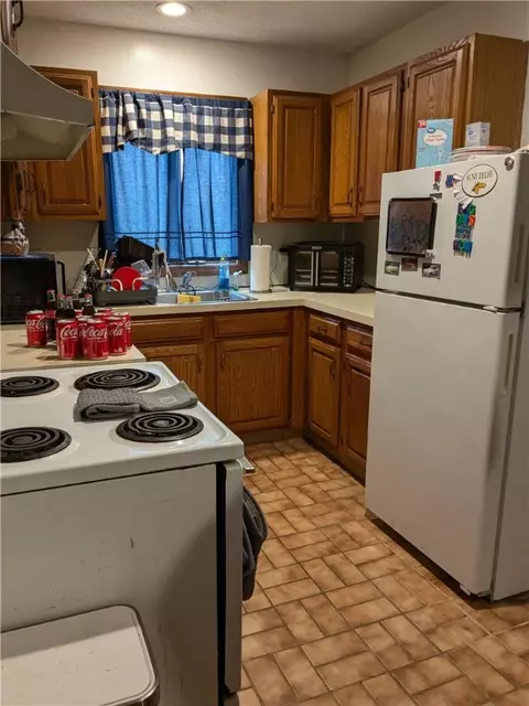 6 Beacon St, Westerly, RI 02891 photo 11