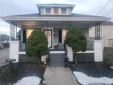 2131 Elmwood Ave, Warwick, RI 02888