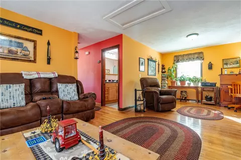 3222 Flat River Rd, Coventry, RI 02816 photo 17