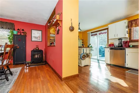3222 Flat River Rd, Coventry, RI 02816 photo 6