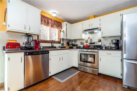 3222 Flat River Rd, Coventry, RI 02816 photo 10