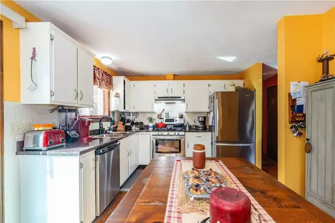 3222 Flat River Rd, Coventry, RI 02816 photo 11