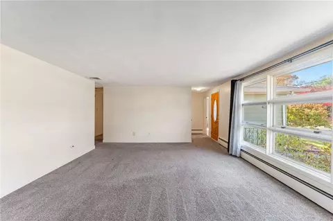 24 Craig Rd, Warwick, RI 02886 photo 6