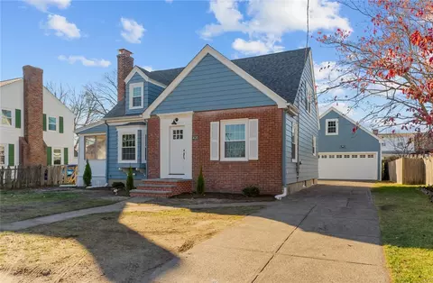 420 Newport Ave, Pawtucket, RI 02861