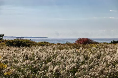 14 Knowles Ave, Westerly, RI 02891 photo 9