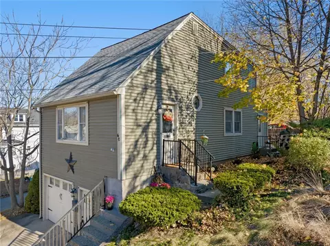 60 Welles St, Woonsocket, RI 02895 photo 29
