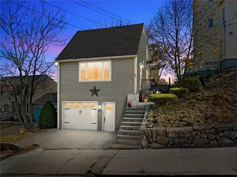 60 Welles St, Woonsocket, RI 02895