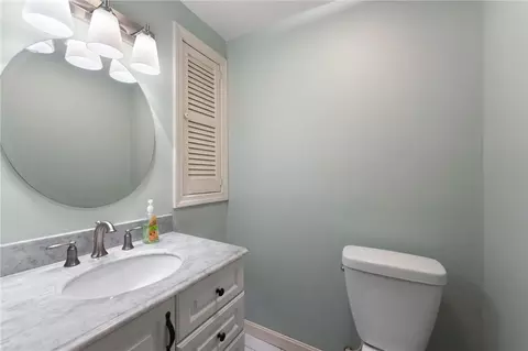 Bath - 31 Eagle Run #A, East Greenwich, RI 02818 photo 1 of 3