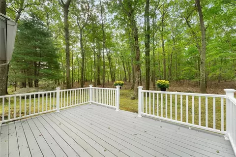 Exterior - 31 Eagle Run #A, East Greenwich, RI 02818 photo 6 of 8