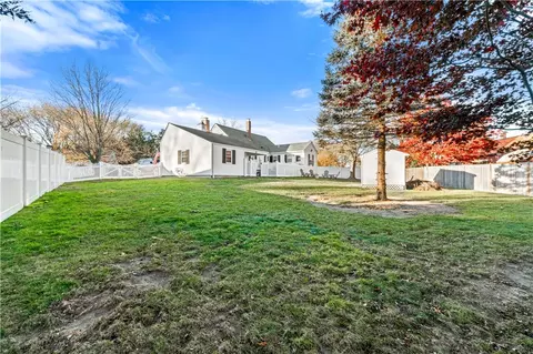 Exterior - 148 Stone Ave, Warwick, RI 02889 photo 7 of 8