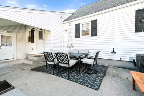 Exterior - 148 Stone Ave, Warwick, RI 02889 photo 5 of 8