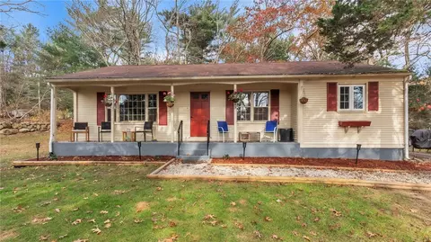 2345 Middle Rd, East Greenwich, RI 02818