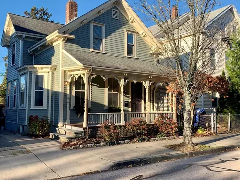 22 Gould St, Newport, RI 02840